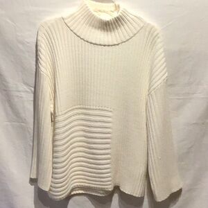 GUC Vince Camuto sweater
